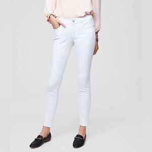 Loft Curvy Mid Rise Skinny Ankle Jeans in White